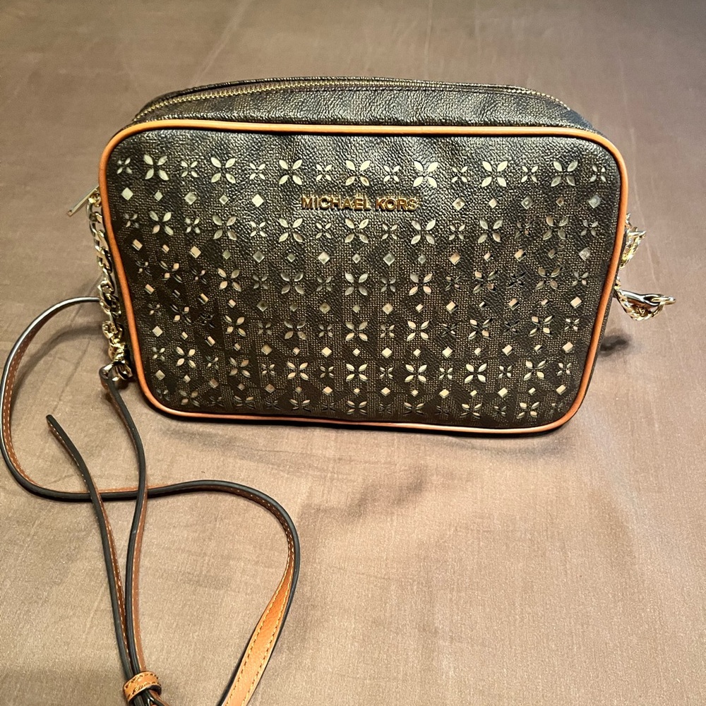 Michael Kors Crossbody purse